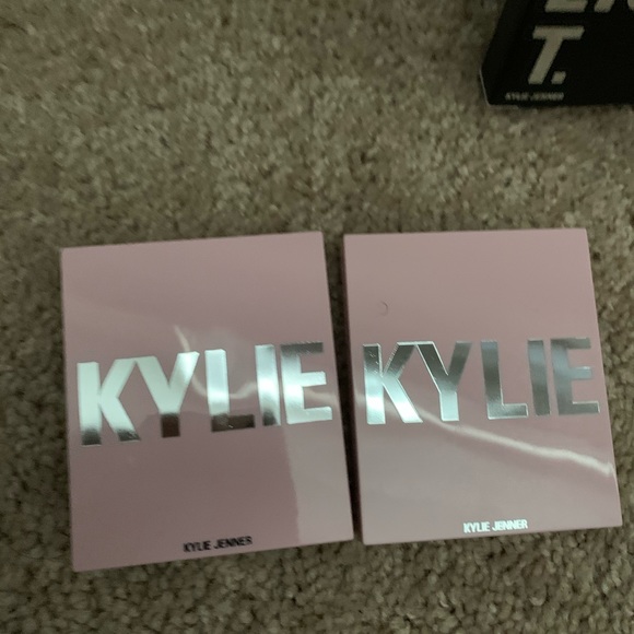 Sold! - Picture 3 of 4